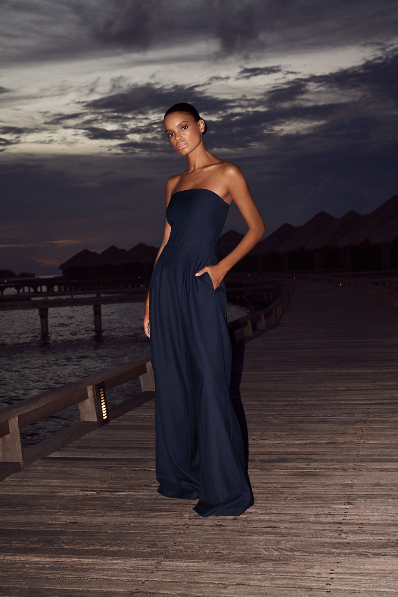 MOLIVIO | Elegante Strapless Jumpsuit In Marineblauw | 1+1 Gratis